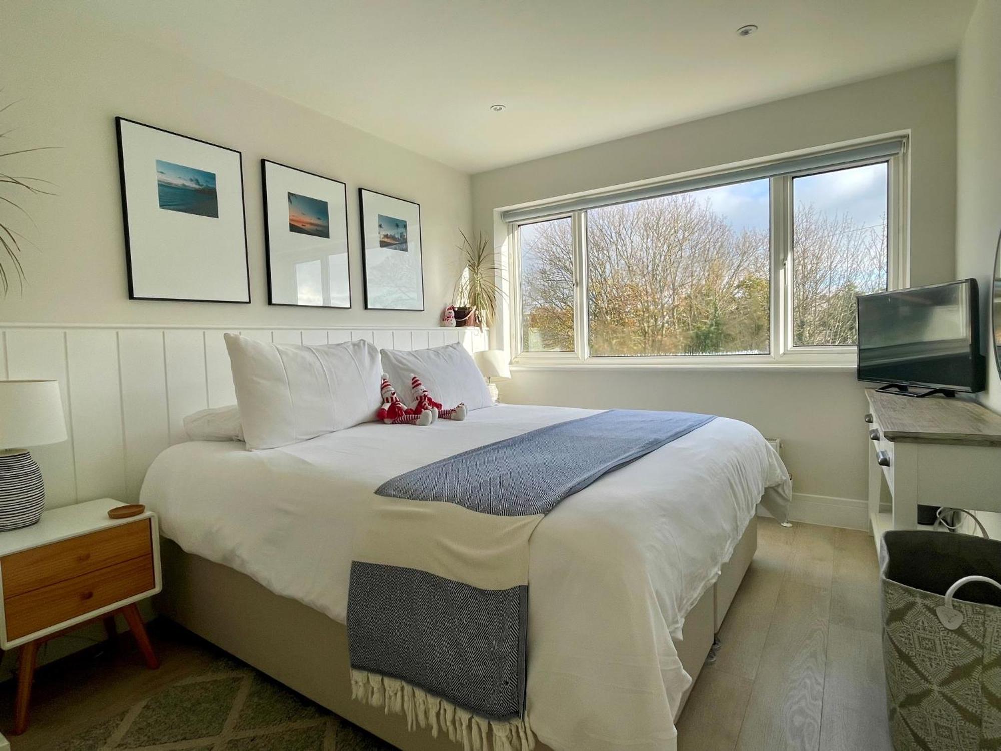Seafeathers - Luxury Holiday Home With Sea Views Overcombe Exterior foto